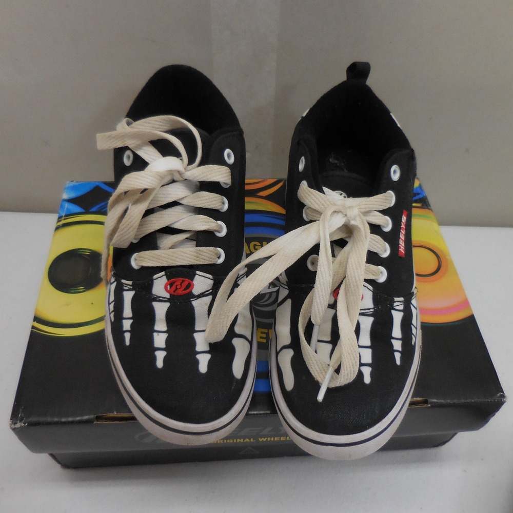 Heelys Pro 20 Prints Skeleton Bone Skate Shoes Black White Youth Size 5 YTH5